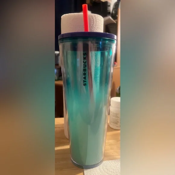 24 fl oz Starbucks Cup - Picture 1 of 1
